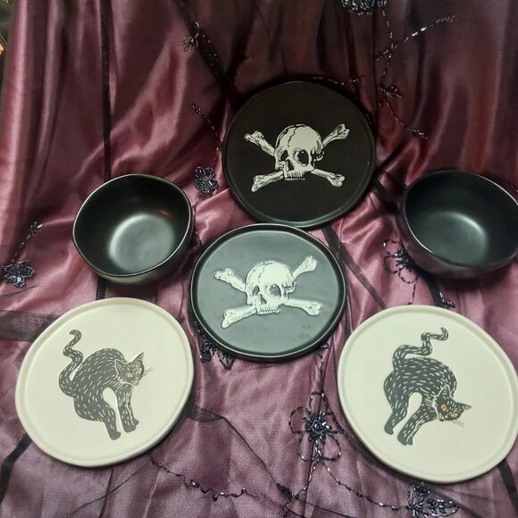 Hearth & Hand 4.5 inch matte glaze black earthenware bowls NWT - Picture 5 of 5